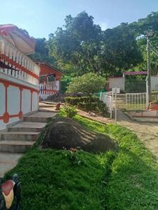 Villa Itzae Hotel - Piscina y Naturaleza