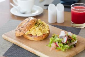 Restaurant, Fusion Suites Saigon in Ho Chi Minh City