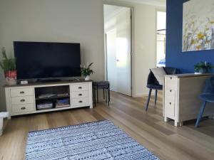 Style and Privacy - Serenity on the Bay