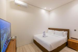 Tribhuwana Padma Lake Resort