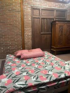 Destans Hut Family Homestay