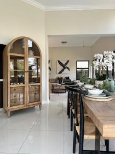 Luxury Escape - Pecanwood Hartebeestpoort