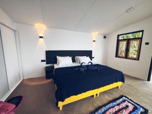 White Monkey Dias Rest