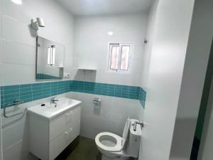 Apartamento cerca de la laya y del centro del pueblo