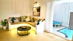 White Coco Luxury Villas, Private Pool, North Goa