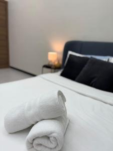 Modern Furnished Studio