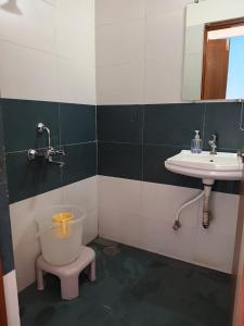 The Autumn Leaves Bhopal