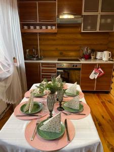 Еко котедж Яблуницька троянда