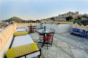 Hotel Janak Niwas