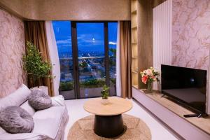 Châu Giang Homestay, Nera Garden Huế