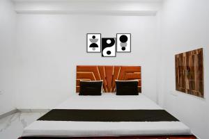 Hotel O by OYO Radha Raman Guest House
