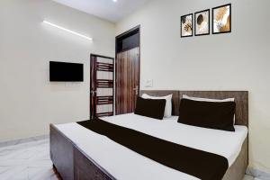 Hotel O by OYO AK CONTINENTAL