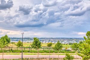 The Oud at Ellipse Waterfall
