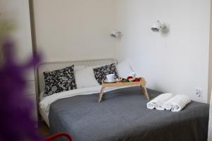 Ursus Apt - Parking, Balcony&Lake View - by Rentujemy