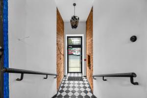 Ursus Apt - Parking, Balcony&Lake View - by Rentujemy