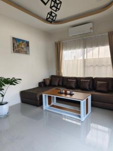 รักตะวัน เวียงพันแสน