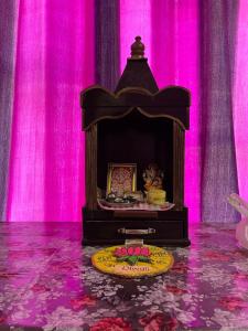 Cozy Apartment in Suncity Vrindavan Near Temples