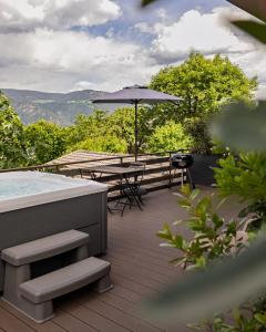 Mountain View Suites