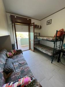 Spacious apartment with pool access