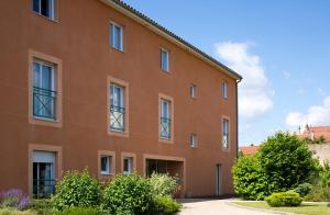 Hotels The Originals Boutique, Hotel Le Pariou, Issoire : photos des chambres