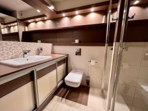 APARTAMENT 520 - Arka