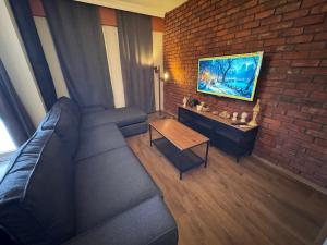 Central Cozy Villa 5 Min to Beach