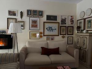 Lua do Mar - T2 - Piscina - Fte ao Mar- Central