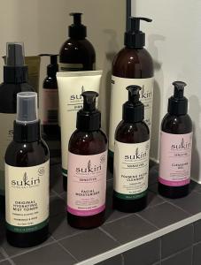 Lake Views Belconnen apartment with 2 bedrooms and sofa bed