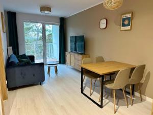 Nowy apartament - jacuzzi, sauny, sala zabaw, bilard, garaż, 400m do plaży bez schodów