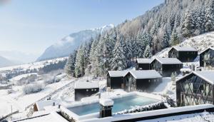 Amus Chalets Dolomites - Luxury Chalets South Tyrol