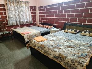 Service Apartment 1BHK