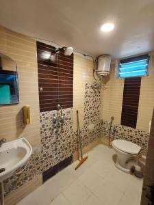 Value Stays Guest House Near Railway station and bus stand