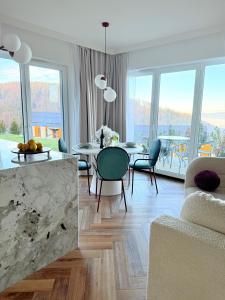 Summit 50s by Hillside