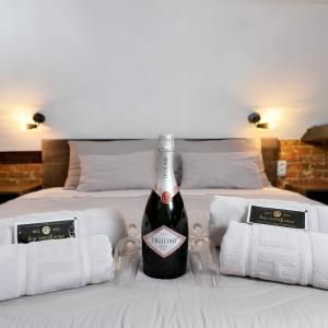 Hedonia Luxury Rooms