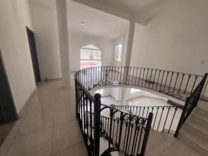 Rento funcionales recamaras dentro de una casa residencial