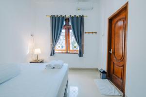 Daffodil House Proper Guest House Near Malioboro