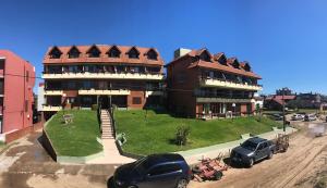 Departamento Frente Mar Pileta Climatiza Cochera