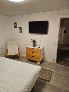 Toarp Inn free parking