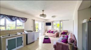 2 Seasons Self catering Morgans Bay