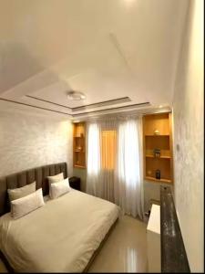 Wonderful 6-Bedroom Villa with Private Pool REG62029