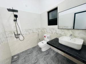 Dondra OceanLight Villa