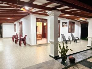 Coastal cloud Villa- one minute to the beach