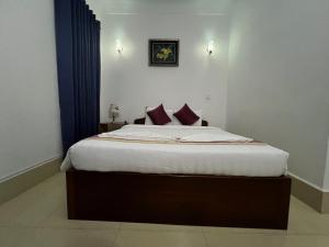 Spacious Khmer Villa - Pool - Fast Wi-Fi