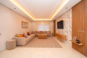 Ruim luxe appartement met 3 slaapkamers, meerdere balkons en privé garage op toplocatie