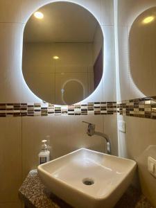 Se renta habitación completa