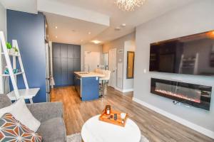 PET FRIENDLY CONDOS at FRIDAY HARBOUR