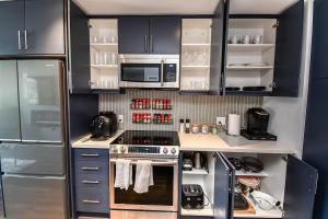 PET FRIENDLY CONDOS at FRIDAY HARBOUR