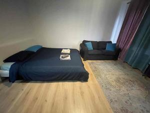 The Bachelor Backpacker Spot