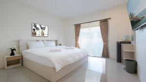 Three Monkeys Chaweng Beach