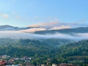 Къща за гости Sunrise - Батак